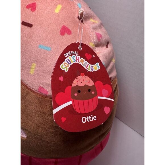 Squishmallow 12" Valentine's Ottie Cupcake PLUSH NEW - Picture 2 of 12